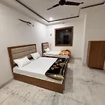 Maa Dhaam Home Stay